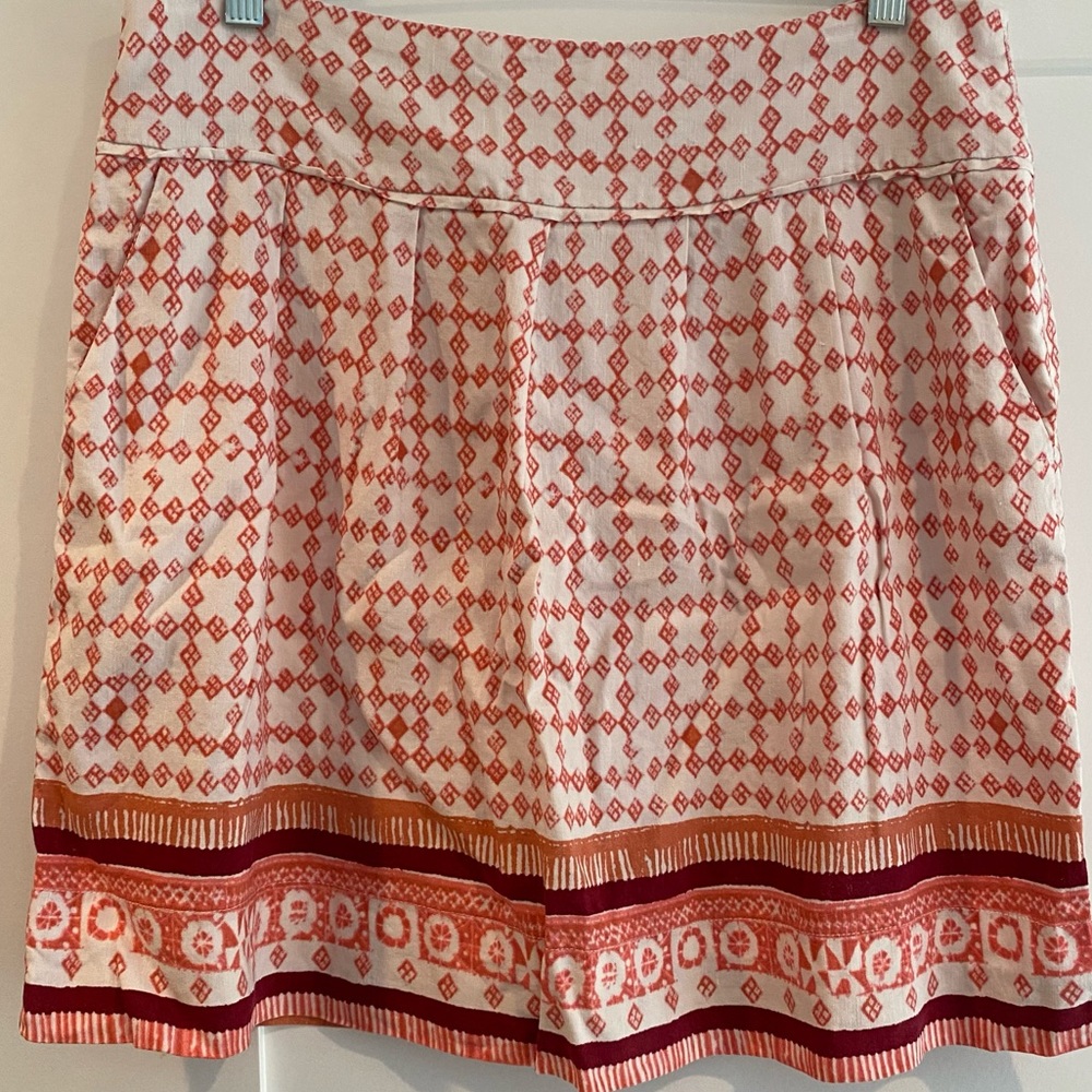 Loft cream/coral/magenta linen skirt with pockets.